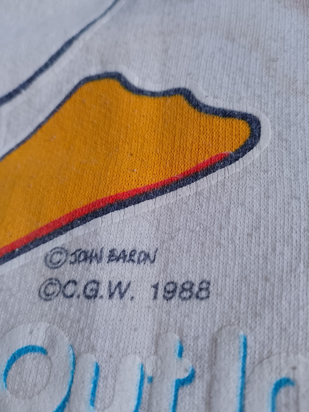Vintage 1988 DUCK Just Hanging Out In Toronto Crewneck Sweater Unisex - Picture 2 of 14